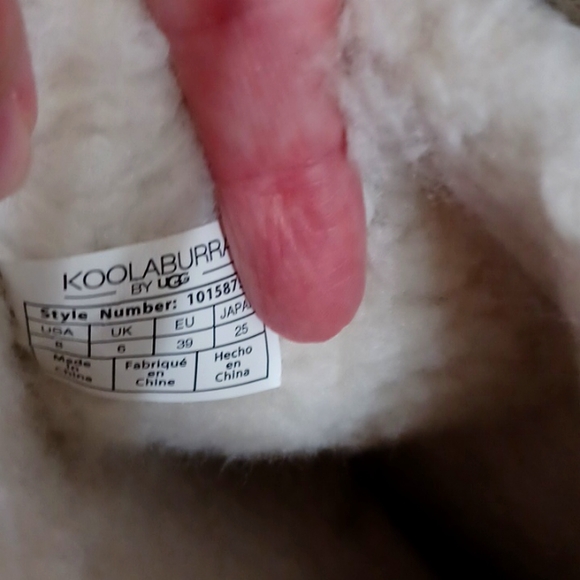 NWOTKoolaburra by UGG, size 8, taupe like color, faux fur, bow & faux fur - Picture 7 of 7